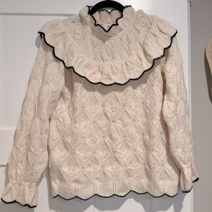 Women’s very good condition size M Mango cream sweater with black trim detail